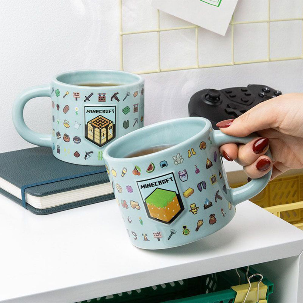 Paladone Minecraft Embossed Mug PP14641MCF