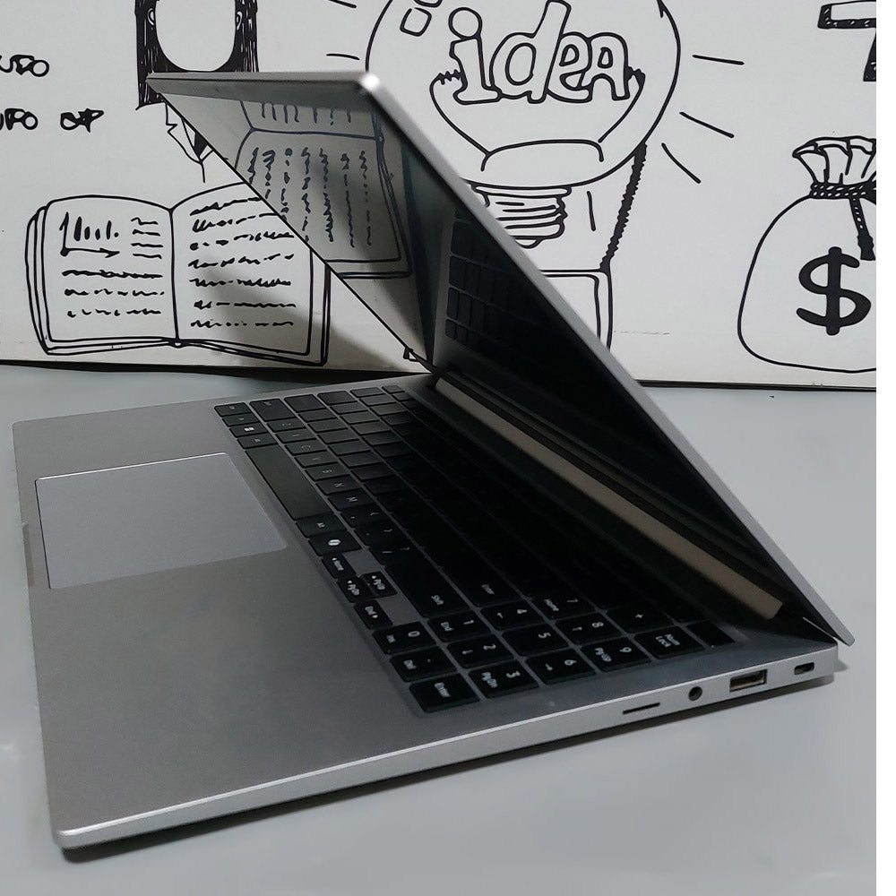 لاب توب سامسونج جلاكسى بوك 4 NP750XGK (انتل كور 7 150U - رام 16 جيجابايت M.2 NVMe 512GB - DDR4 - انتل جرافيكس - شاشة 15.6 بوصة FHD - كاميرا) استعمال خارج