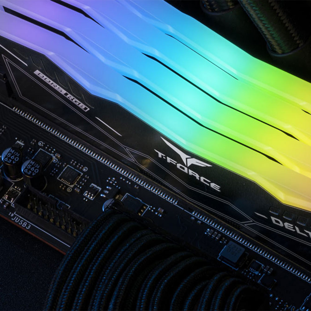 رام تيم جروب 32  (2x 16GB) جيجابايت 6000 ميجاهرتز T-FORCE DELTA DDR5 RGB