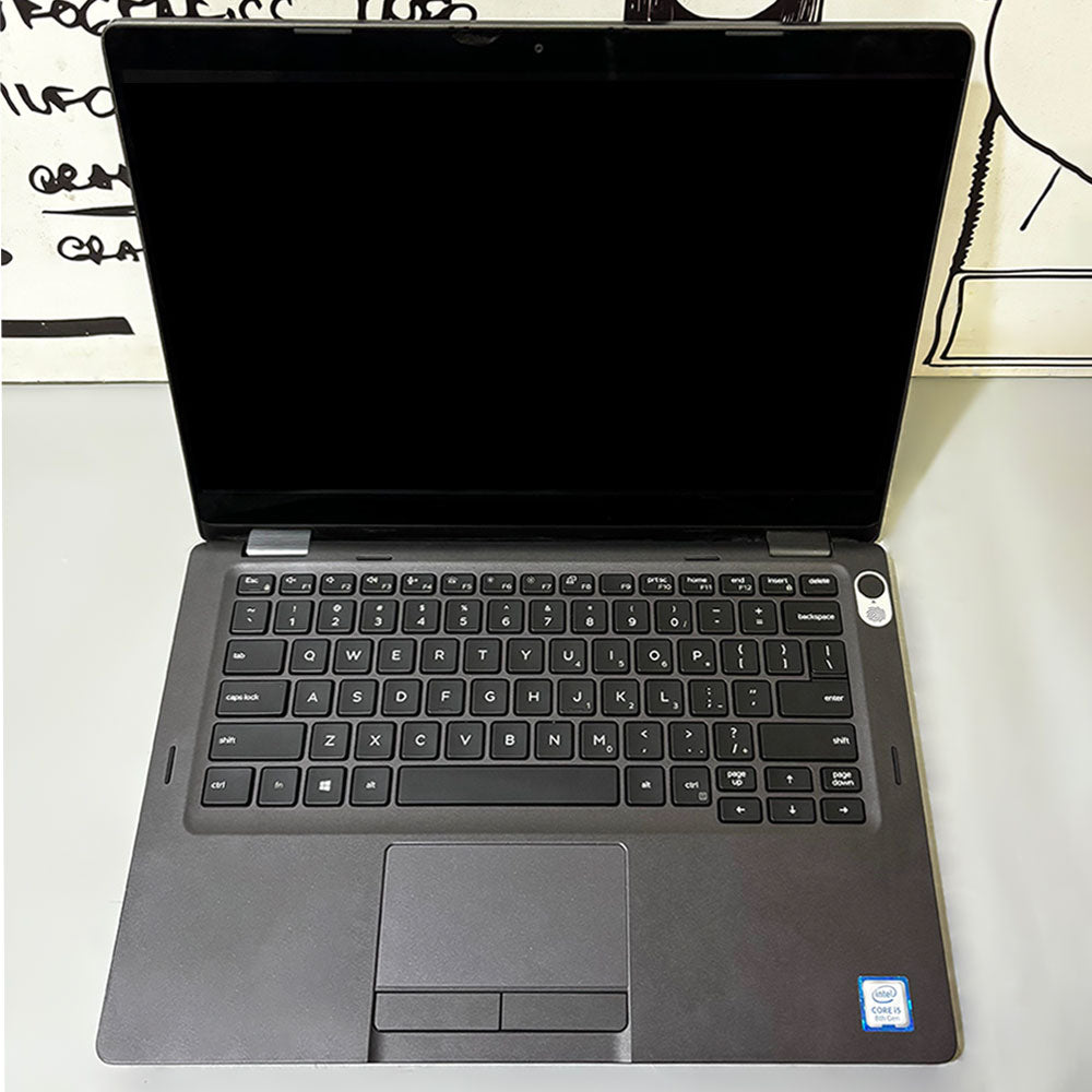 لاب توب ديل Latitude 5300 2In1 (انتل كور i5-8365U - رام 8 جيجابايت DDR4 - هارد 256 جيجابايت M.2 - انتل UHD جرافيكس - شاشة 13.3 بوصة FHD تاتش سكرين 360° - كاميرا) استعمال خارج