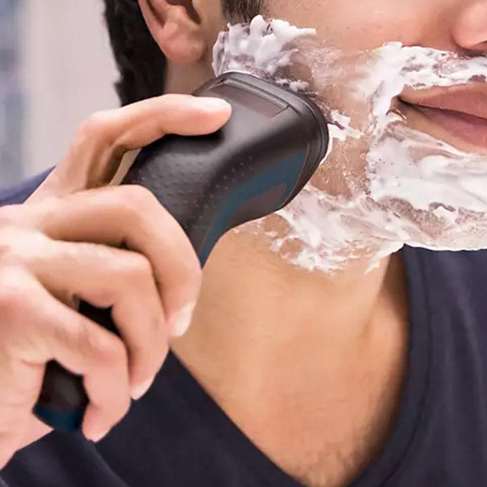Philips AquaTouch Wet & Dry Shaver 